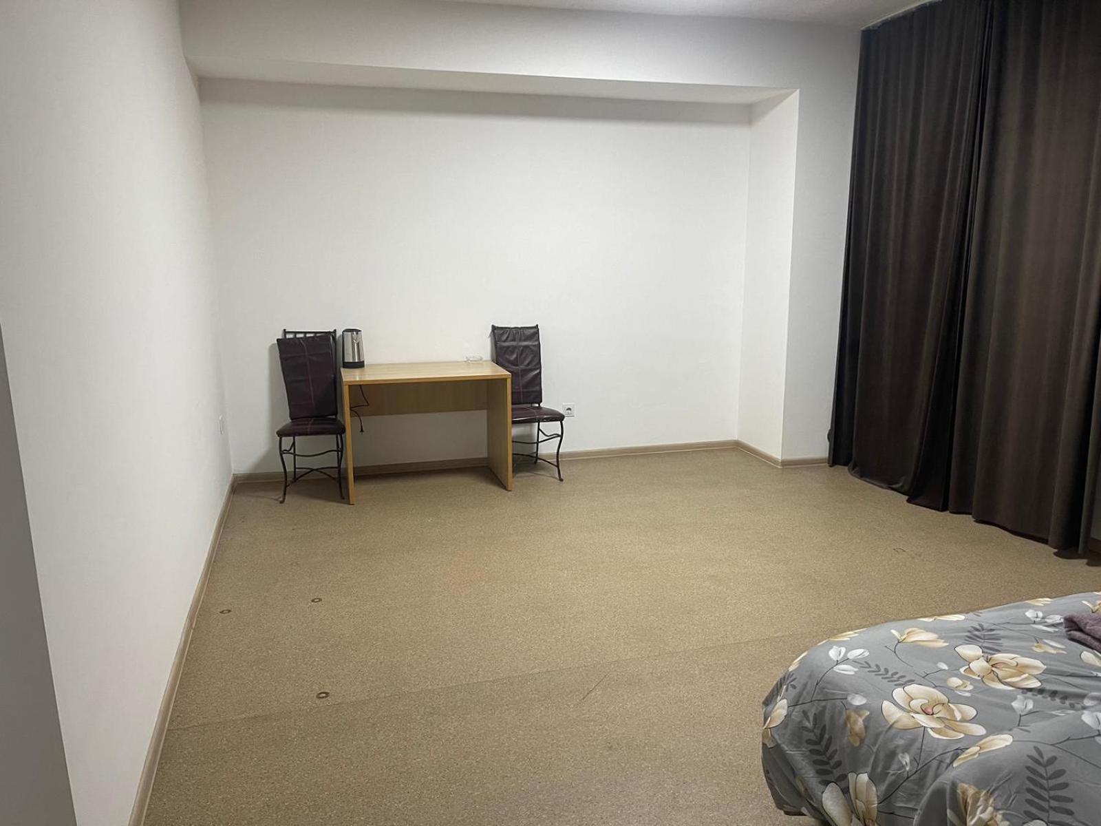 Chip Hotel キシナウ エクステリア 写真